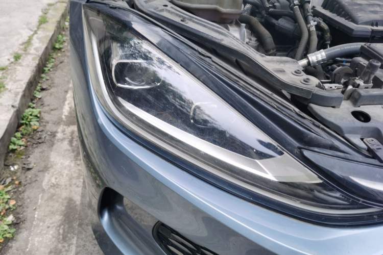 Used Volkswagen Lamando 2023 Lavida L 280TSI DSG Cool & Spicy Edition Right Front Headlight