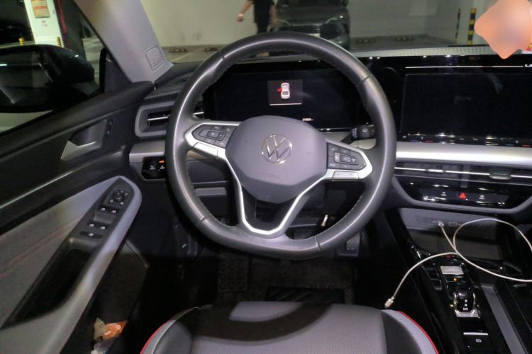 Used Volkswagen Lamando 2023 Lavida L 280TSI DSG Spicy Edition Steering Wheel