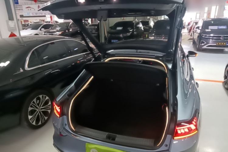 Used Volkswagen Lamando 2023 Lavida L 280TSI DSG Cool & Spicy Edition Trunk