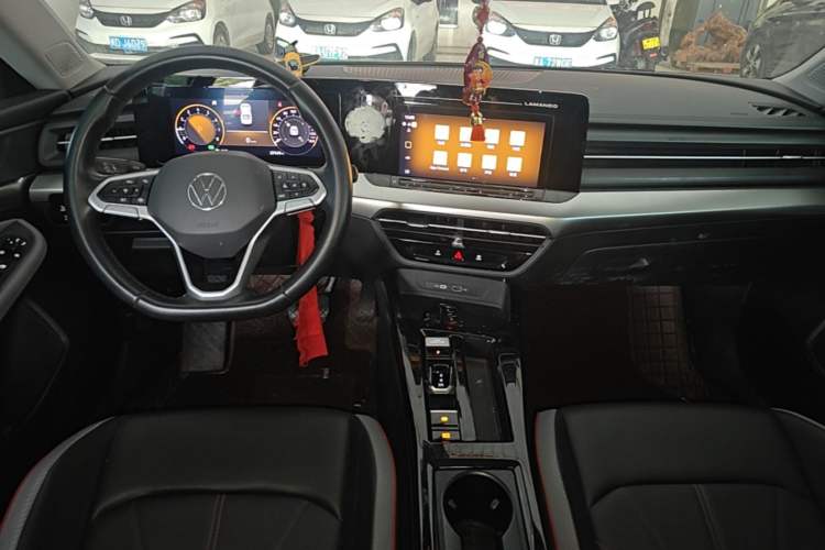 Used Volkswagen Lamando 2023 Lavida L 280TSI DSG Spicy Edition Center Console
