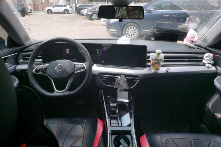Used Volkswagen Lamando 2023 Lavida L 280TSI DSG Cool & Spicy Edition Center Console