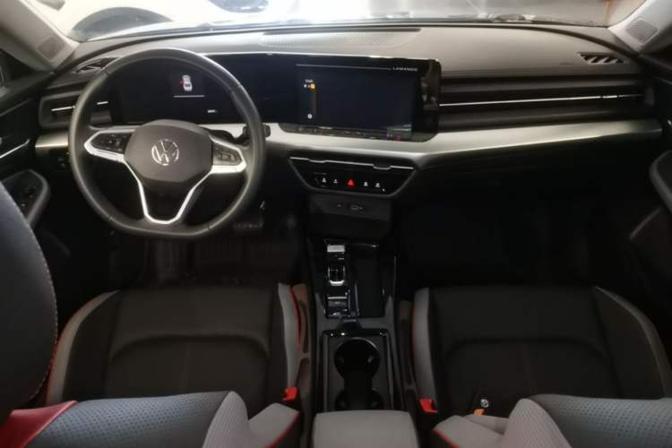 Used Volkswagen Lamando 2023 Lavida L 280TSI DSG Spicy Edition Center Console