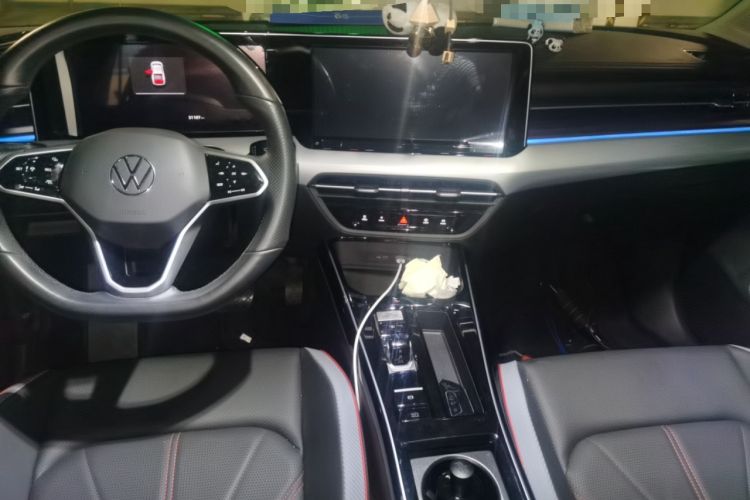 Used Volkswagen Lamando 2023 Lavida L 280TSI DSG Cool & Spicy Edition Center Console