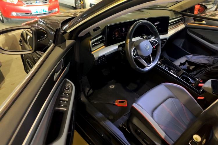 Used Volkswagen Lamando 2023 Lavida L 280TSI DSG Cool & Spicy Edition Driver Seat