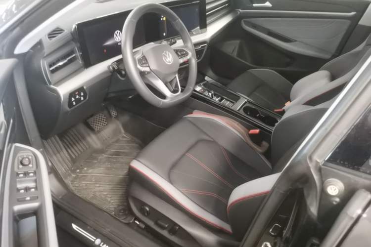 Used Volkswagen Lamando 2023 Lavida L 280TSI DSG Spicy Edition Driver Seat