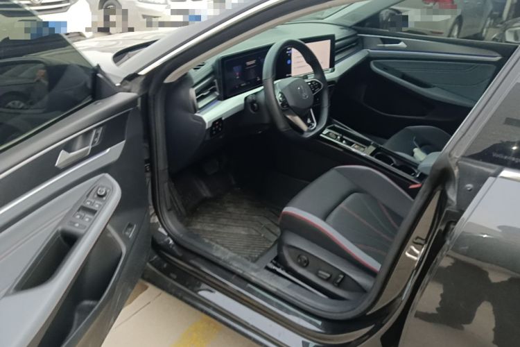 Used Volkswagen Lamando 2023 Lavida L 280TSI DSG Cool & Spicy Edition Driver Seat