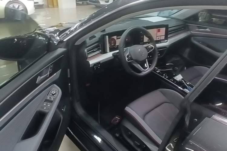 Used Volkswagen Lamando 2023 Lavida L 280TSI DSG Cool & Spicy Edition Driver Seat