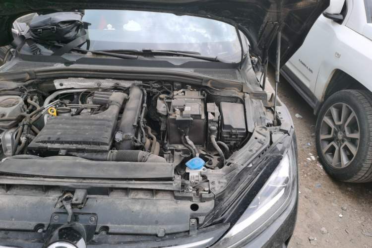 Used Volkswagen Lamando 2023 Lavida L 280TSI DSG Cool & Spicy Edition Engine Bay Left
