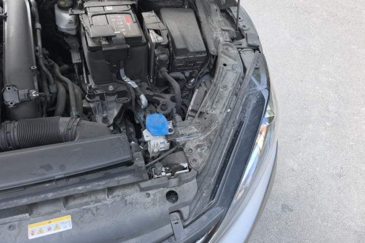 Used Volkswagen Lamando 2023 Lavida L 280TSI DSG Cool & Spicy Edition Engine Bay Left
