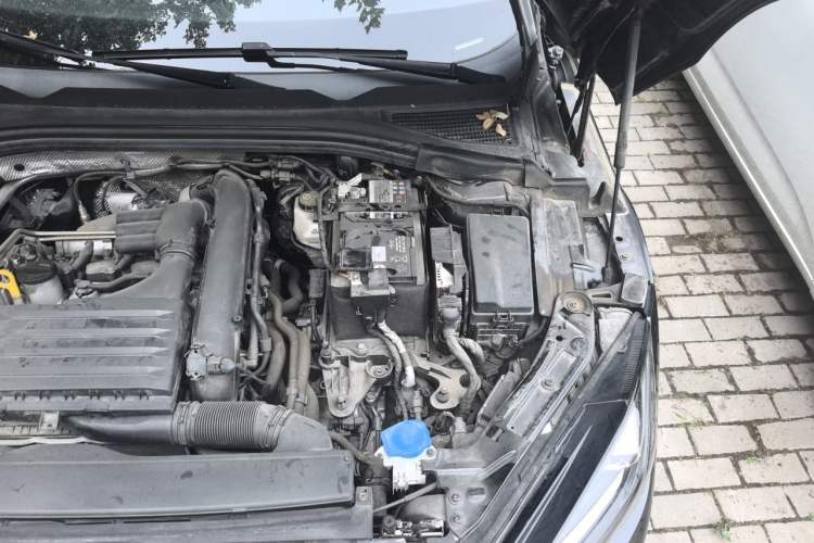 Used Volkswagen Lamando 2023 Lavida L 280TSI DSG Cool & Spicy Edition Engine Bay Left