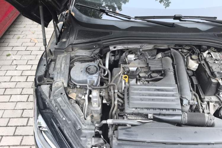 Used Volkswagen Lamando 2023 Lavida L 280TSI DSG Cool & Spicy Edition Engine Bay Right