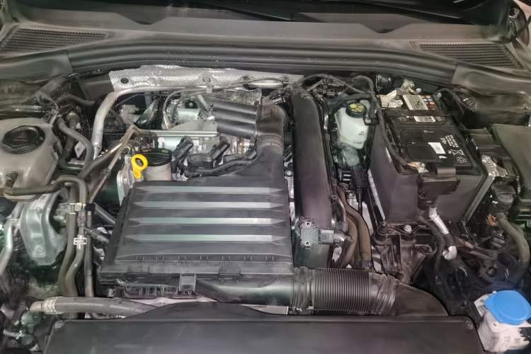 Used Volkswagen Lamando 2023 Lavida L 280TSI DSG Cool & Spicy Edition Engine Bay