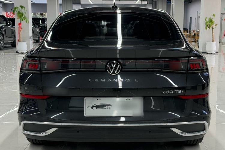 Used Volkswagen Lamando 2023 Lavida L 280TSI DSG Cool & Spicy Edition Exterior 3
