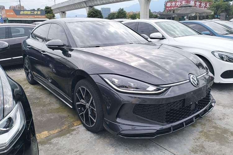 Used Volkswagen Lamando 2023 Lavida L 280TSI DSG Spicy Edition Front Right 45 Deg