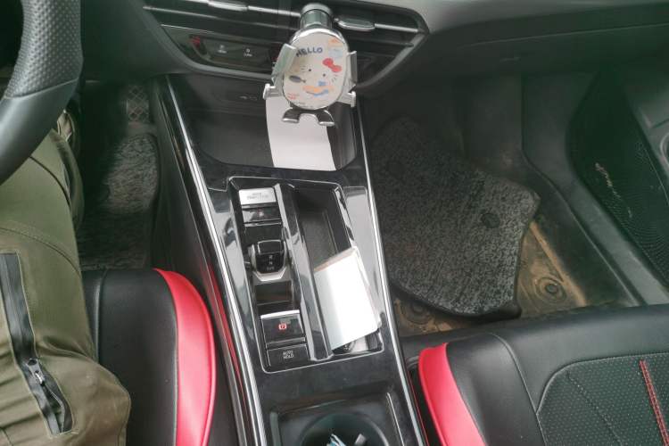 Used Volkswagen Lamando 2023 Lavida L 280TSI DSG Cool & Spicy Edition Gear Lever