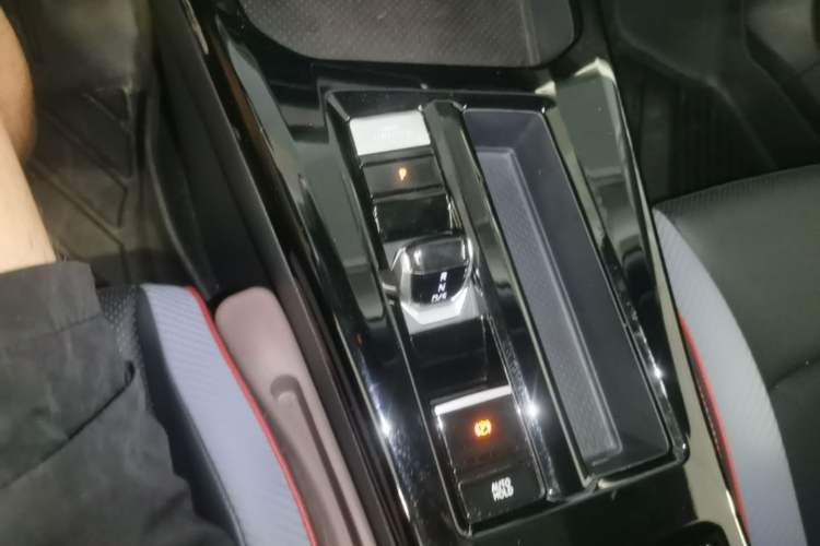 Used Volkswagen Lamando 2023 Lavida L 280TSI DSG Spicy Edition Gear Lever