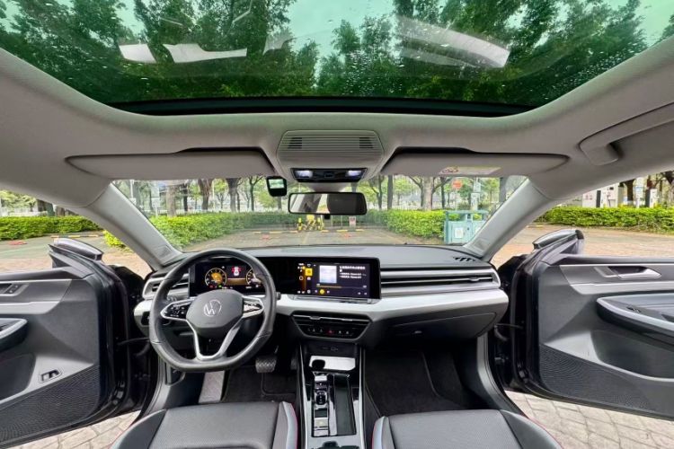 Used Volkswagen Lamando 2023 Lavida L 280TSI DSG Cool & Spicy Edition Interior 3
