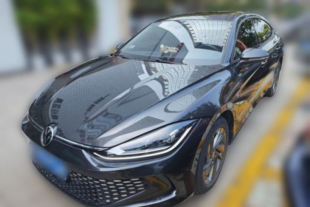 Ojetý Volkswagen Lamando 2023 Lingdu L 280TSI DSG Hot Edition