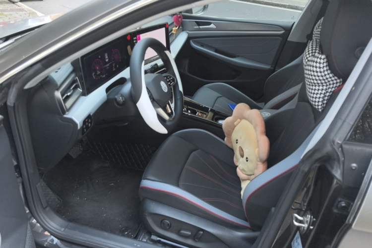 Used Volkswagen Lamando 2023 Lavida L 280TSI DSG Cool & Spicy Edition Left Front Seat