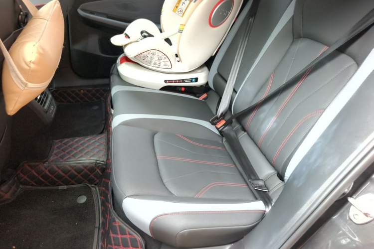Used Volkswagen Lamando 2023 Lavida L 280TSI DSG Spicy Edition Left Rear Seat