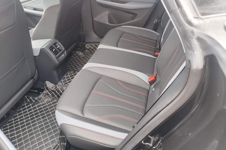 Used Volkswagen Lamando 2023 Lavida L 280TSI DSG Cool & Spicy Edition Left Rear Seat