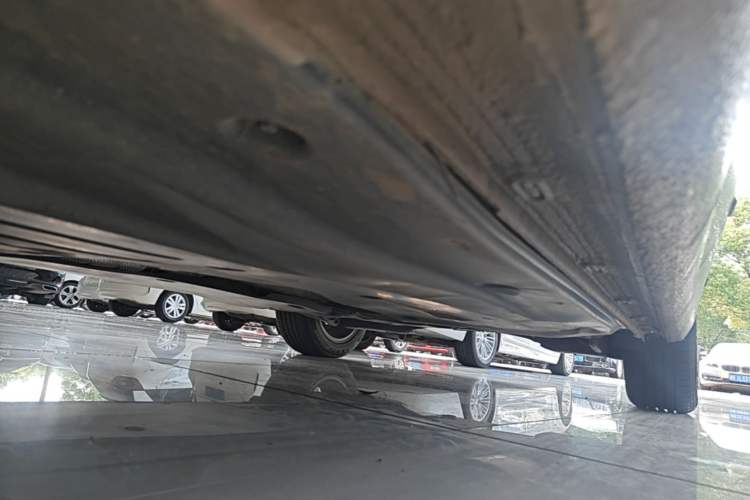 Used Volkswagen Lamando 2023 Lavida L 280TSI DSG Spicy Edition Left Side Sill