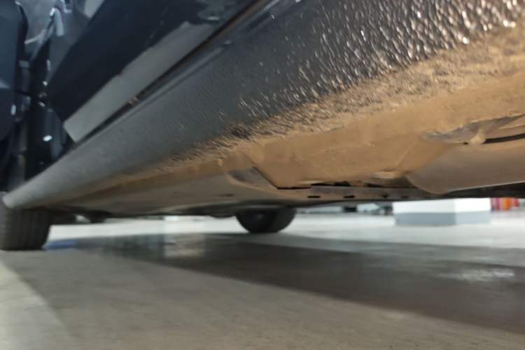 Used Volkswagen Lamando 2023 Lavida L 280TSI DSG Cool & Spicy Edition Left Side Sill