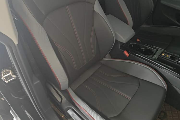 Used Volkswagen Lamando 2023 Lavida L 280TSI DSG Spicy Edition Right Front Seat