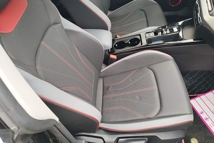 Used Volkswagen Lamando 2023 Lavida L 280TSI DSG Spicy Edition Right Front Seat