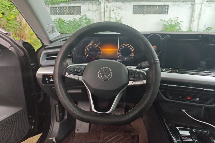 Used Volkswagen Lamando 2023 Lavida L 280TSI DSG Spicy Edition Steering Wheel