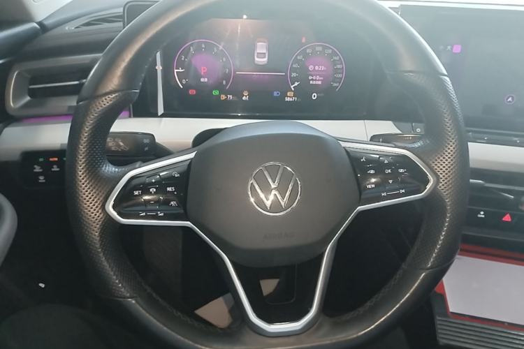 Used Volkswagen Lamando 2023 Lavida L 280TSI DSG Cool & Spicy Edition Steering Wheel