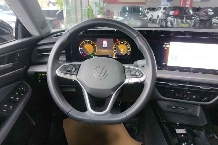 Used Volkswagen Lamando 2023 Lavida L 280TSI DSG Spicy Edition Steering Wheel