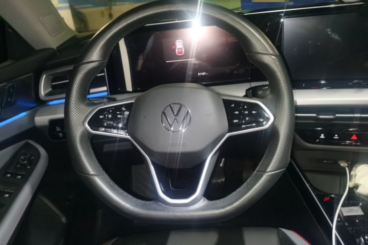Used Volkswagen Lamando 2023 Lavida L 280TSI DSG Cool & Spicy Edition Steering Wheel