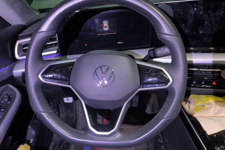 Used Volkswagen Lamando 2023 Lavida L 280TSI DSG Cool & Spicy Edition Steering Wheel