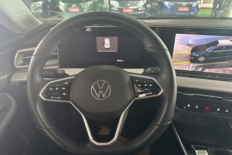 Used Volkswagen Lamando 2023 Lavida L 280TSI DSG Cool & Spicy Edition Steering Wheel