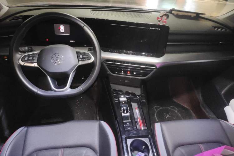 Used Volkswagen Lamando 2023 Lavida L 280TSI DSG Spicy Edition Center Console