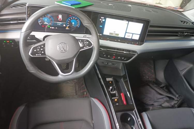 Used Volkswagen Lamando 2023 Lavida L 280TSI DSG Cool & Spicy Edition Center Console
