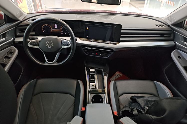 Used Volkswagen Lamando 2023 Lavida L 280TSI DSG Spicy Edition Center Console