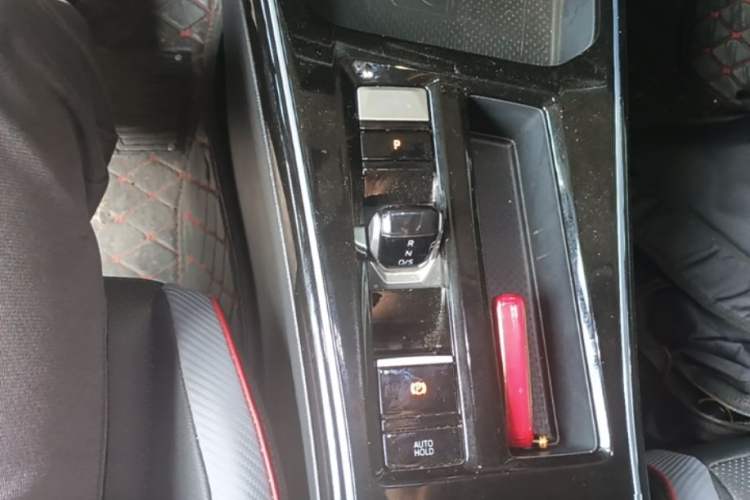 Used Volkswagen Lamando 2023 Lavida L 280TSI DSG Cool & Spicy Edition Gear Lever