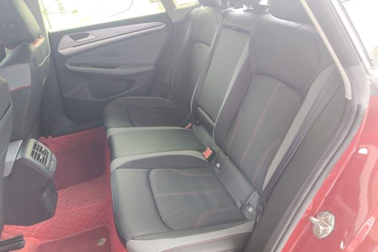 Used Volkswagen Lamando 2023 Lavida L 280TSI DSG Cool & Spicy Edition Left Rear Seat