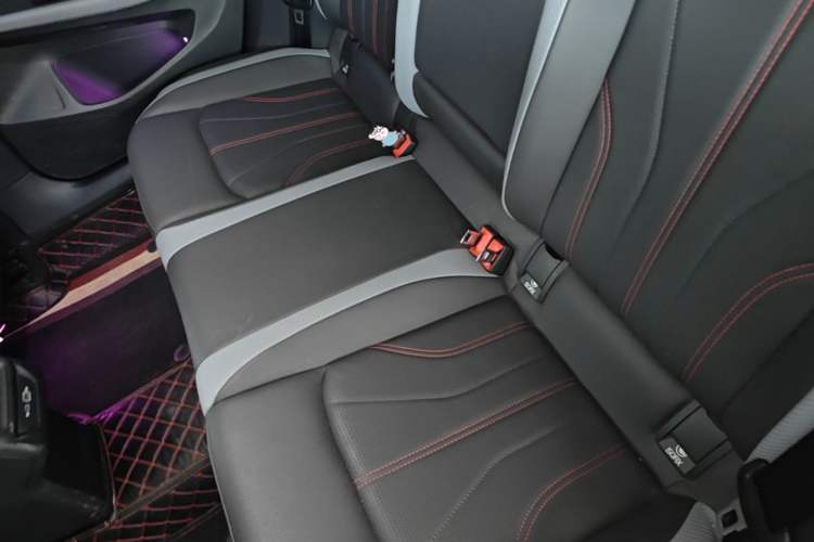 Used Volkswagen Lamando 2023 Lavida L 280TSI DSG Spicy Edition Left Rear Seat