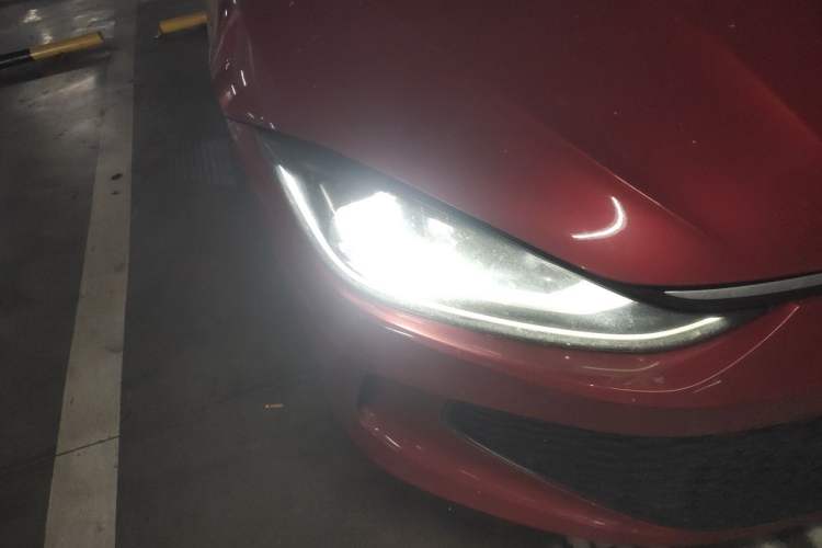 Used Volkswagen Lamando 2023 Lavida L 280TSI DSG Spicy Edition Right Front Headlight