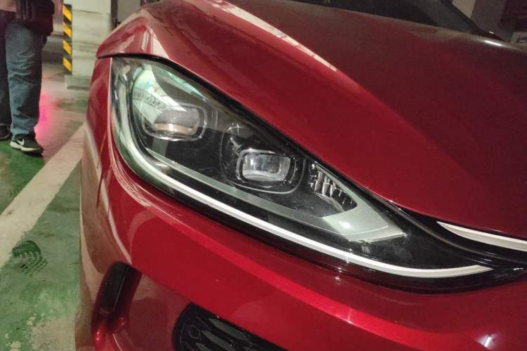 Used Volkswagen Lamando 2023 Lavida L 280TSI DSG Cool & Spicy Edition Right Front Headlight