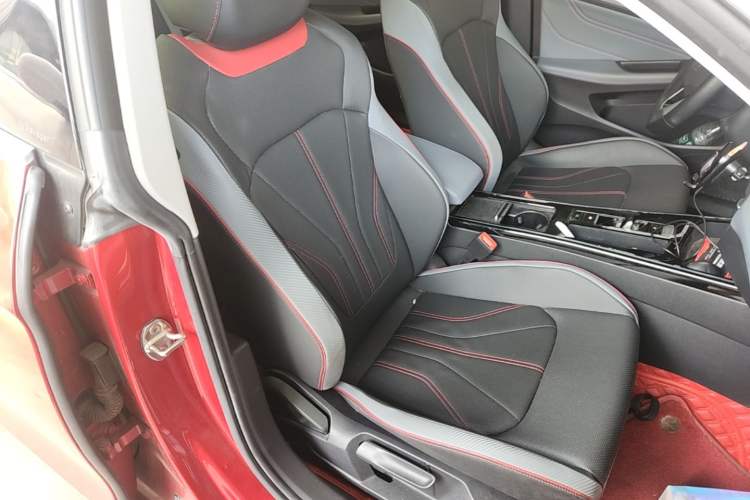 Used Volkswagen Lamando 2023 Lavida L 280TSI DSG Cool & Spicy Edition Right Front Seat