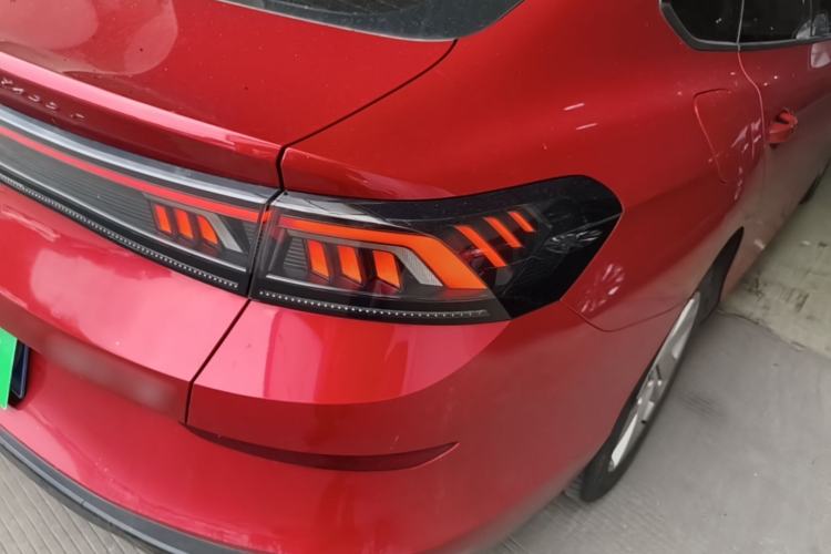Used Volkswagen Lamando 2023 Lavida L 280TSI DSG Spicy Edition Right Rear Taillight