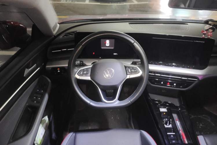 Used Volkswagen Lamando 2023 Lavida L 280TSI DSG Spicy Edition Steering Wheel