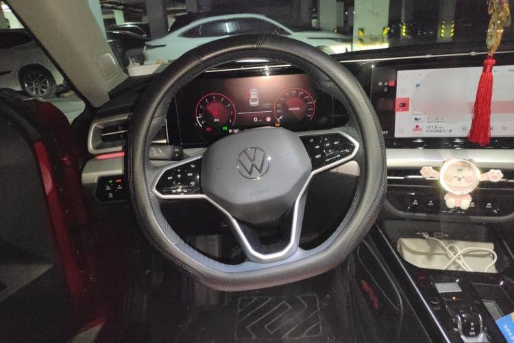 Used Volkswagen Lamando 2023 Lavida L 280TSI DSG Cool & Spicy Edition Steering Wheel