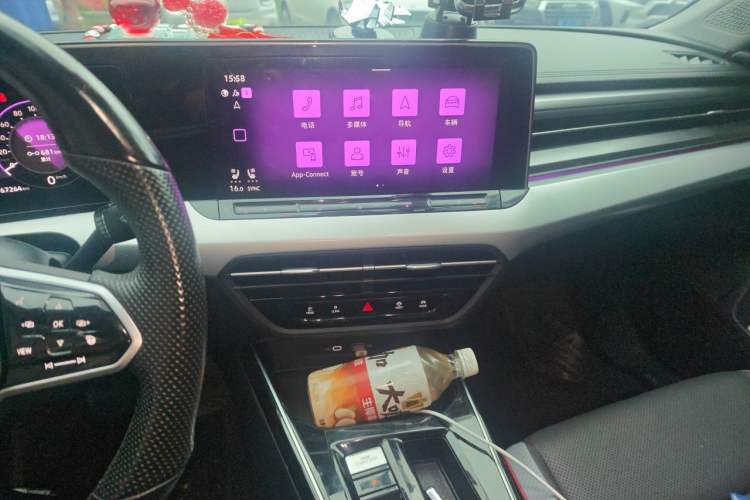 Used Volkswagen Lamando 2023 Lavida L 280TSI DSG Ultra-Spicy Flagship Edition Audio And AC Panel