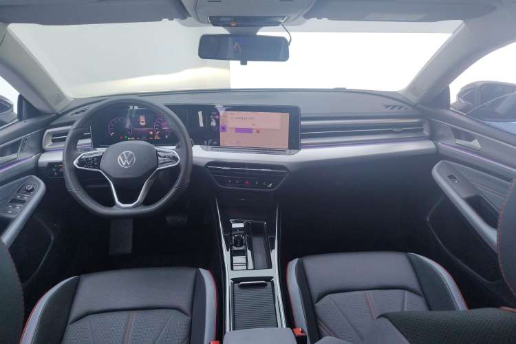 Used Volkswagen Lamando 2023 Lavida L 280TSI DSG Cool & Spicy Edition Center Console