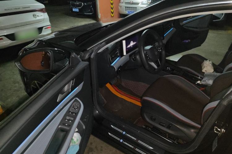 Used Volkswagen Lamando 2023 Lavida L 280TSI DSG Cool & Spicy Edition Driver Seat